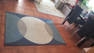 Alfombra tonos azules beige gris