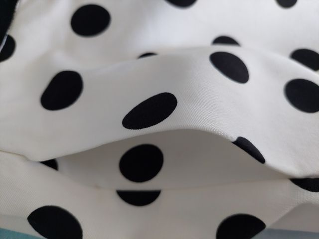 Falda  lunares, Yera