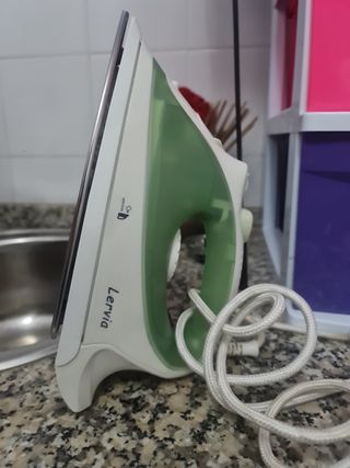 Plancha de Vapor Lervia