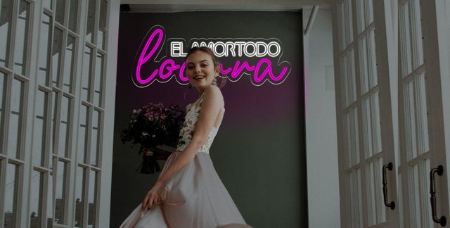 Neon El amor todo locura