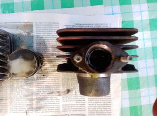 Gruppo termico scarabeo 2 tempi piaggio