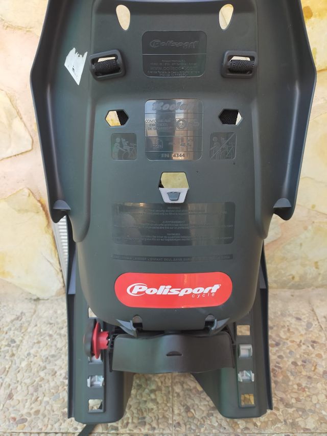 Silla portabebés para bicicleta. En perfecto estad