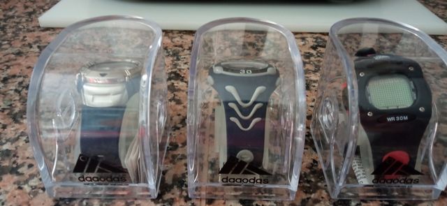 Relojes de pulsera digitales 