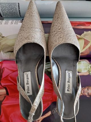 Zapatos de Tacón Destalonados