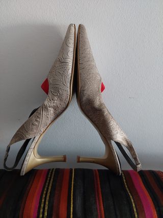 Zapatos de Tacón Destalonados