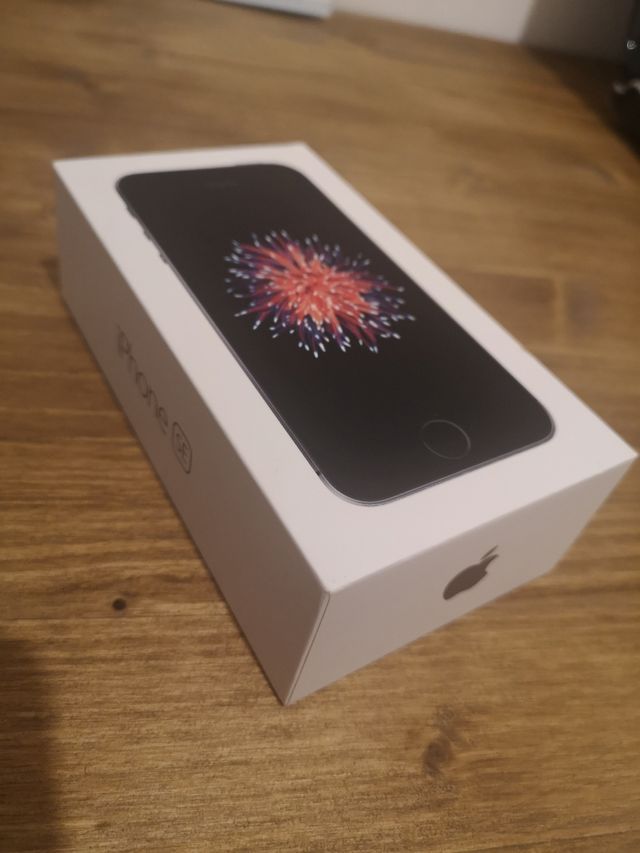 Scatola originale Iphone 5 SE 32GB
