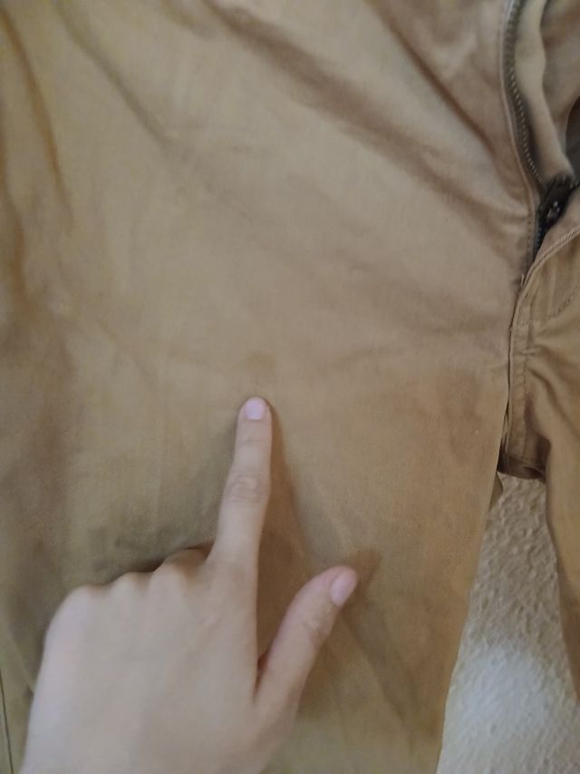 Pantalón chino marrón clarito hombre