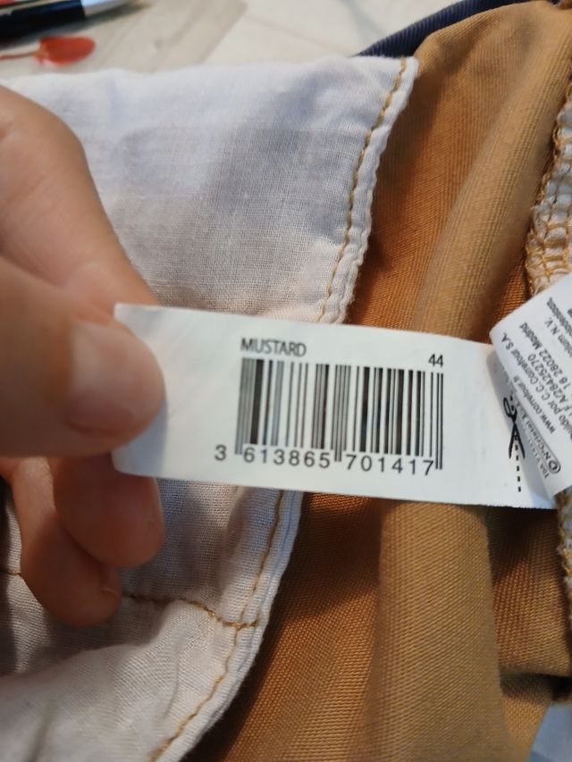 Pantalón chino marrón clarito hombre