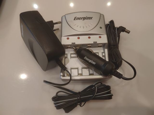 Cargador pilas Energizer