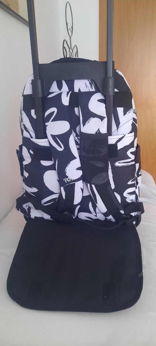 Mochila escolar Totto