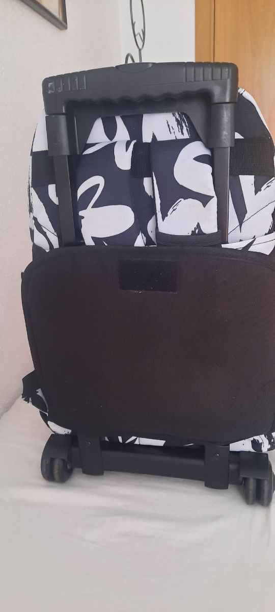 Mochila escolar Totto