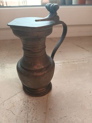 Jarras inglesas abolladas