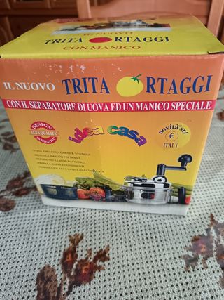 Tritatutto manuale