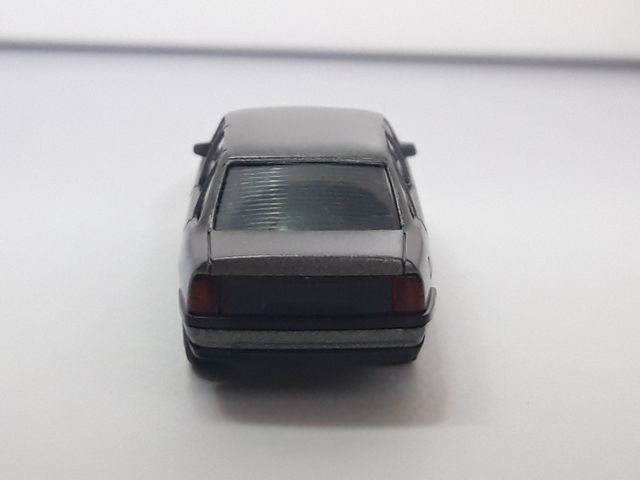 HERPA 1/87 Opel Vectra