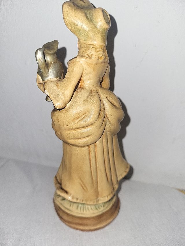 Antigua figura terracota