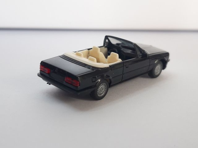 HERPA 1/87 BMW 325i CABRIOLET