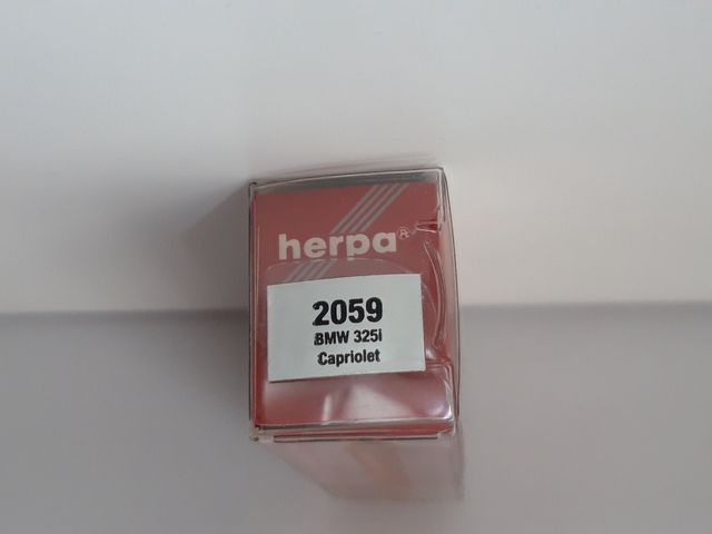 HERPA 1/87 BMW 325i CABRIOLET