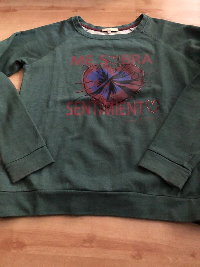 Sudadera Dolores Promesas