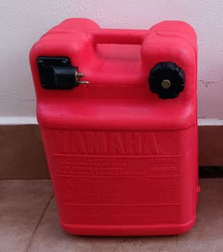 Depósito gasolina 24 L. Marca Yamaha