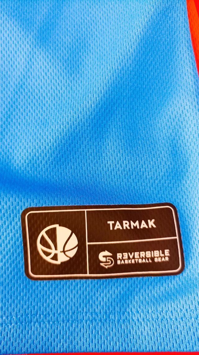 EQUIPACIÓN DE BALONCESTO NIÑO