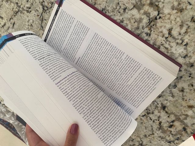 Libro implantologia contemporanea Carl E Misch