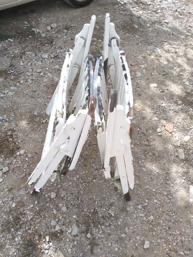 4 Sillas plegables madera