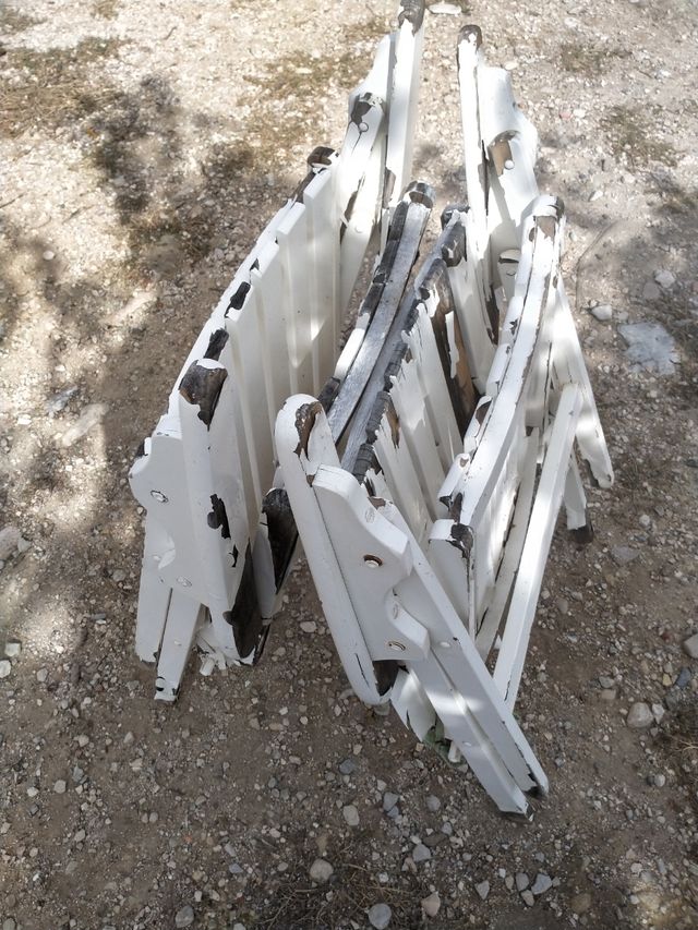 4 Sillas plegables madera
