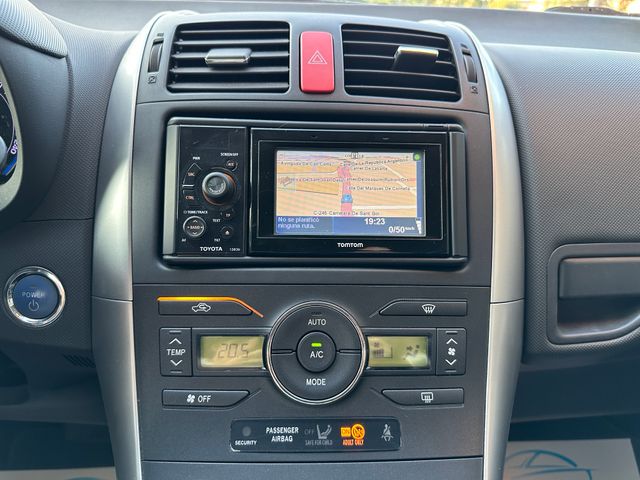 Toyota Auris Híbrido ECO