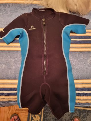 Traje neopreno talla 2-3 años