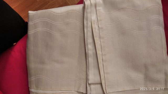 2 tende per porta finestra sala o camera da letto.