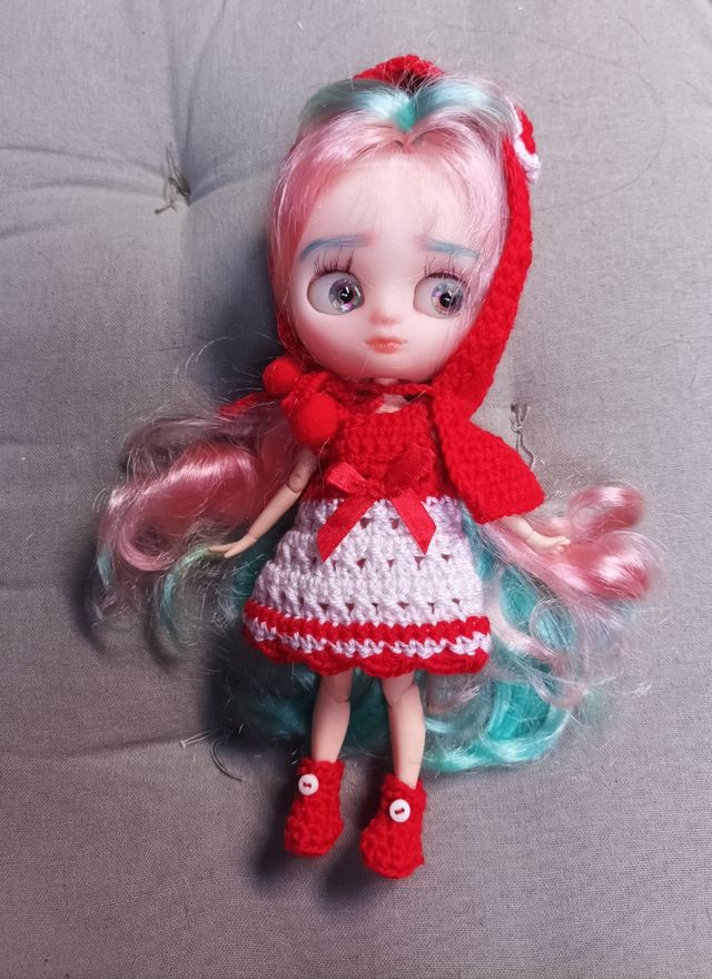 Muñeca Blythe Middie customizada 