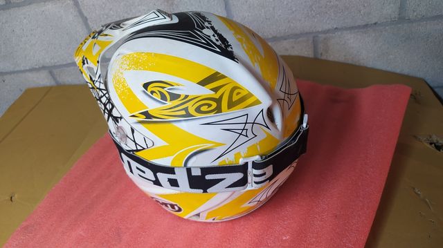 Casco y gafas XS.