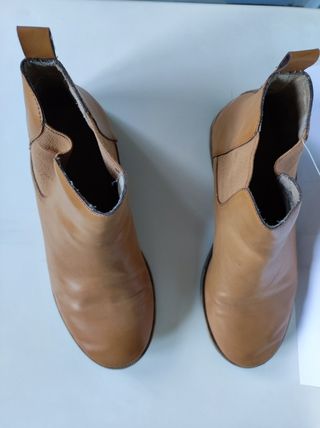 Botines Chelsea marrones 36 con forro 