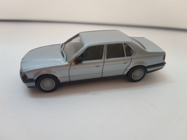 HERPA 1/87 BMW 735i