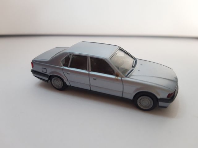 HERPA 1/87 BMW 735i