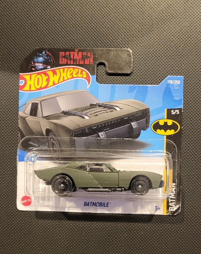 Hot Wheels the Batman Batmobile 