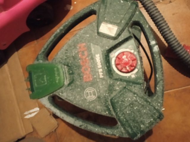 Maquina de pintar marca Bosch