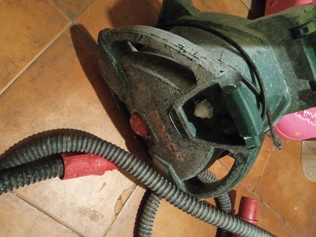 Maquina de pintar marca Bosch