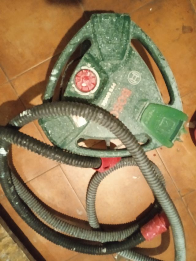 Maquina de pintar marca Bosch