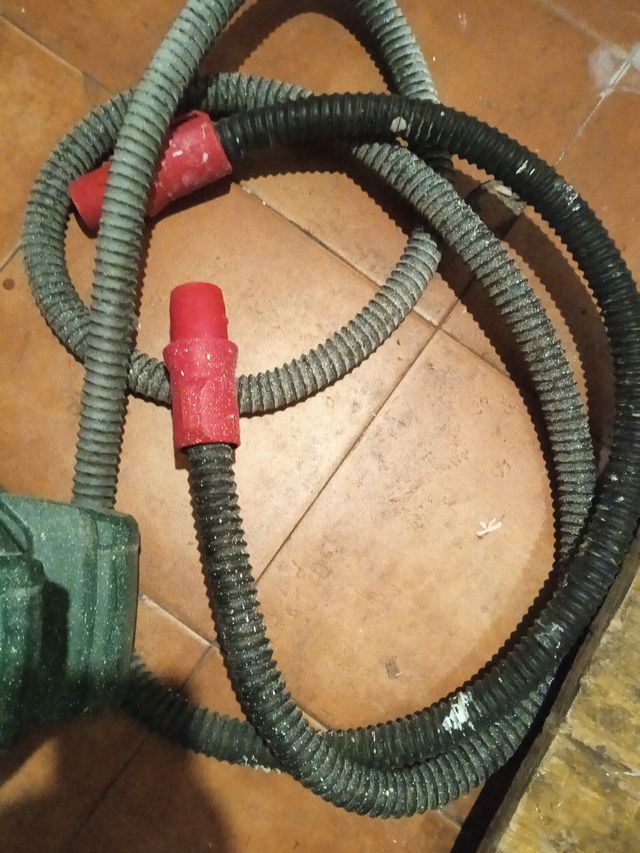 Maquina de pintar marca Bosch