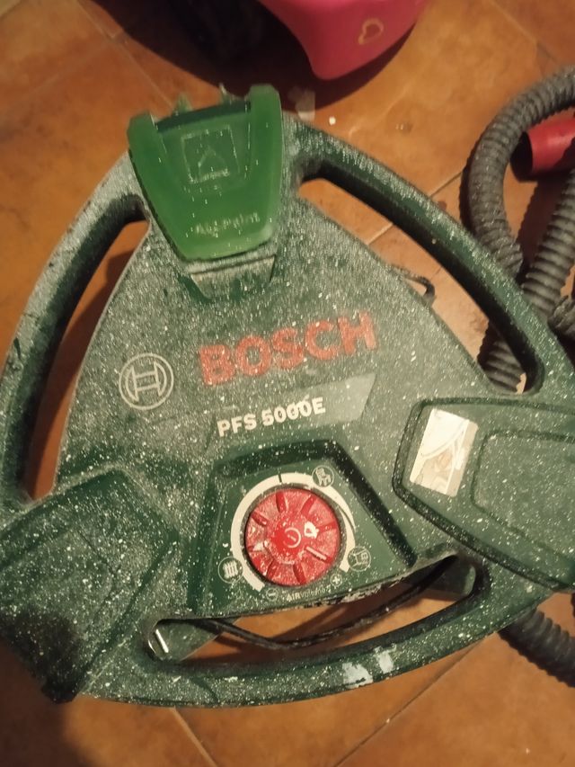Maquina de pintar marca Bosch