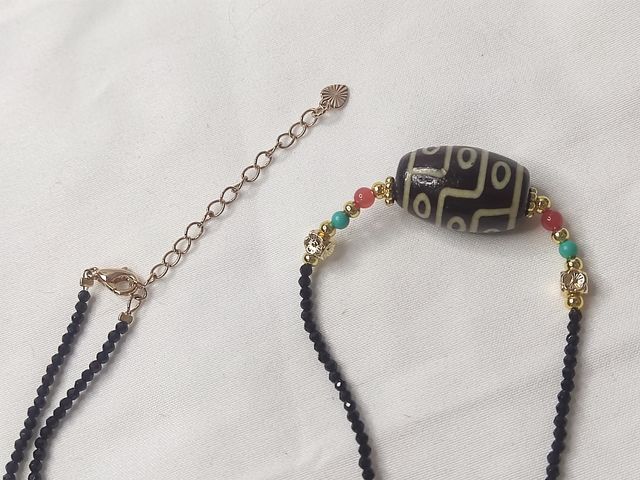 Collar DZI amuleto tibetano