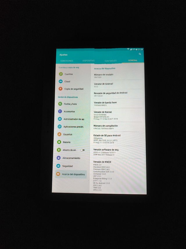 Tablet Samsung, para piezas (FUNCIONA PERFECTA)