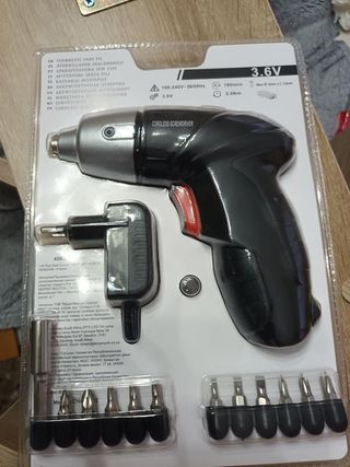 ATORNILLADOR electrico 3.6V