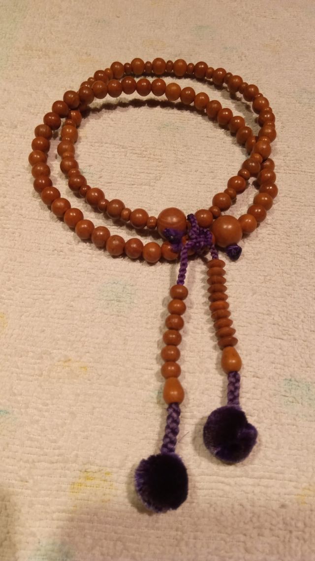 Bracciali in vetro o legno