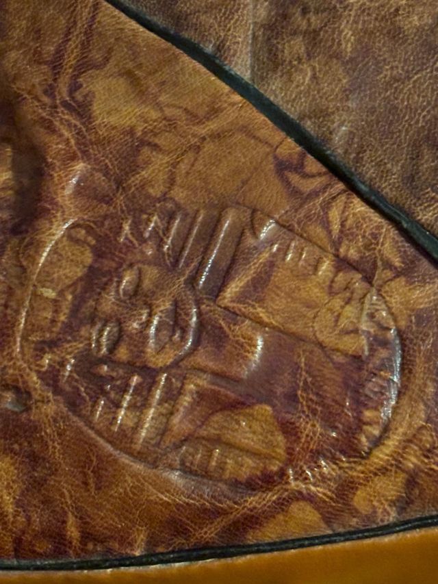 Sgabello poggiapiedi egiziano