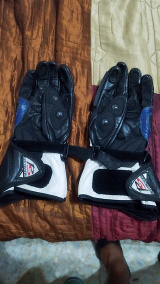 Guantes de moto 
