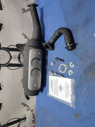Piaggio Zip, escape homologado