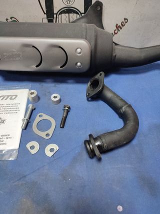 Piaggio Zip, escape homologado