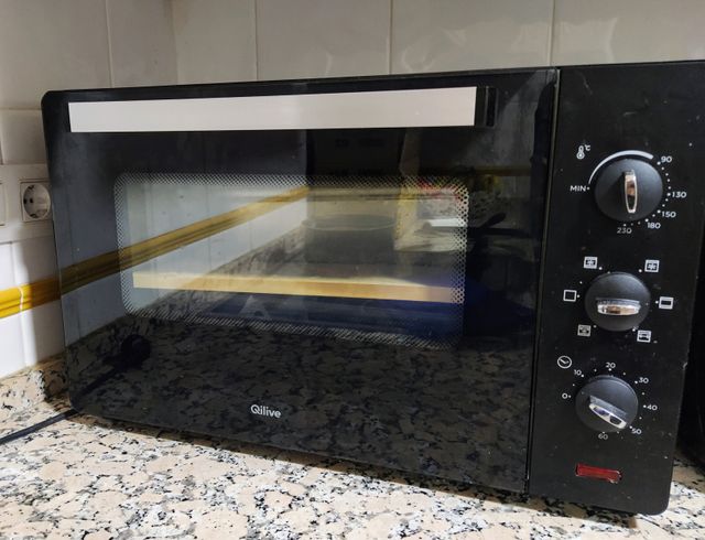 Horno 46 L con accesorios